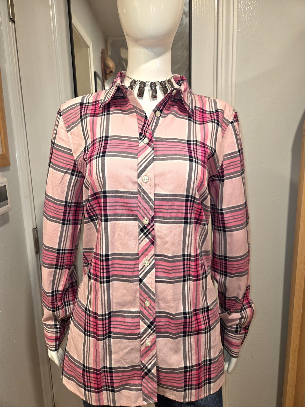 Talbots Beaitidul Pink Plaid Button-Up Women's Shirt Sz M